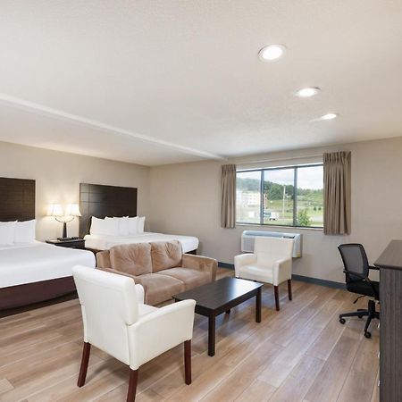 Days Inn By Wyndham Somerset Pa I-70 I-76 Extérieur photo