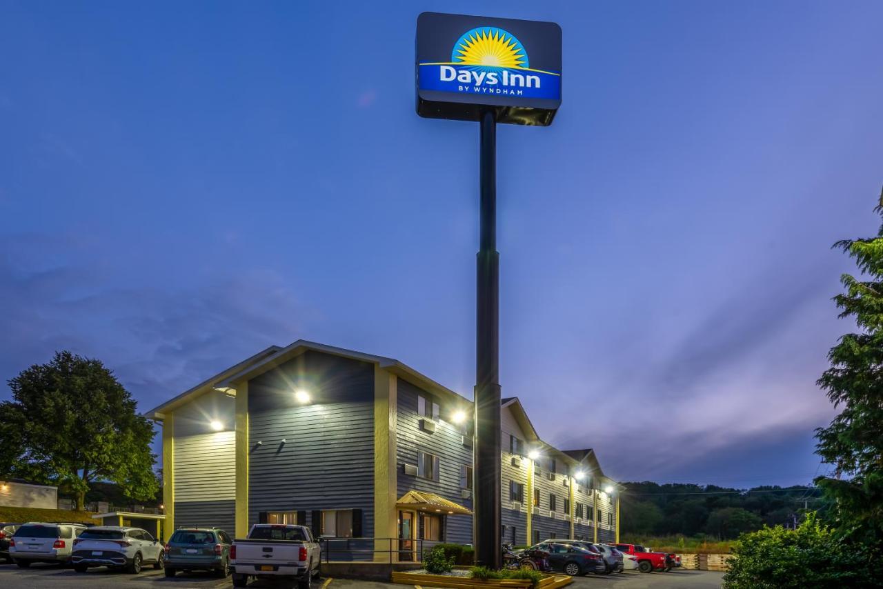 Days Inn By Wyndham Somerset Pa I-70 I-76 Extérieur photo