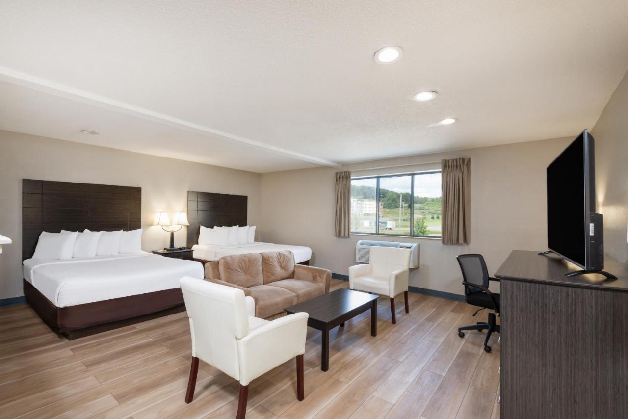 Days Inn By Wyndham Somerset Pa I-70 I-76 Extérieur photo
