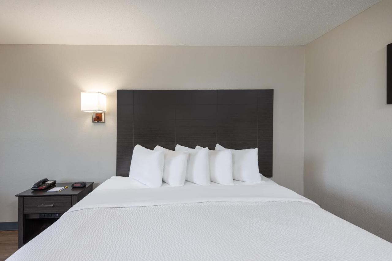 Days Inn By Wyndham Somerset Pa I-70 I-76 Extérieur photo